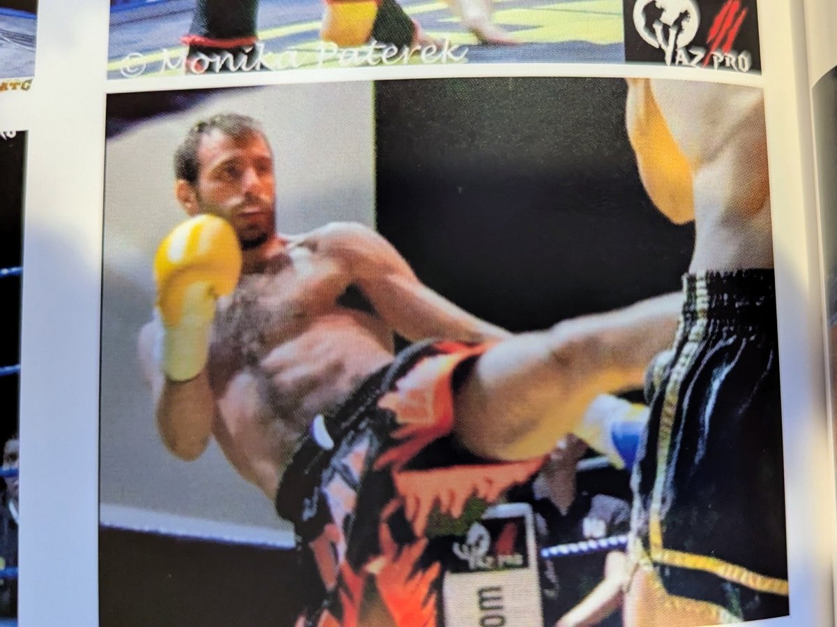 Mid-combination body shot in competition